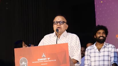 தாய் - தந்தையை முதியோர் இல்லத்தில் சேர்த்து விடாதீர்கள்! இளைஞர்களுக்கு நடிகர் ராதாரவி வேண்டுகோள்!