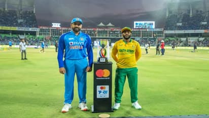 பிசிசிஐயின் டைட்டில் ஸ்பான்சர்ஷிப் டெண்டர் வெளியீடு; ஆகஸ்ட் 21 கடைசி தேதி!