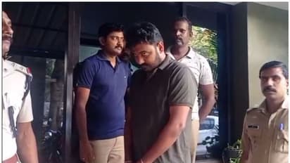 നവദമ്പതികളുടെ സ്വകാര്യ ദൃശ്യങ്ങൾ പകർത്തി, പിന്നാലെ ബ്ലാക്ക് മെയിലിംഗ്; ഹോട്ടൽ ജീവനക്കാരൻ പിടിയിൽ