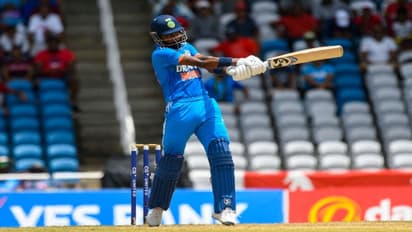 WI vs IND 3rd ODI: இஷான் கிஷான், கில், ஹர்திக் பாண்டியா அதிரடி; இந்தியா 351 ரன்கள் குவிப்பு!
