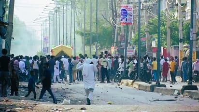 ஹரியானாவில் பதற்றம்... இரவில் 2 மசூதிகள் மீது குண்டு வீசிச் சென்ற மர்ம நபர்கள்!