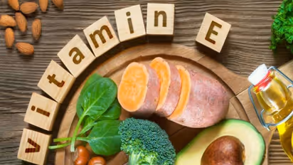 വിറ്റാമിൻ ഇ അടങ്ങിയ ഭക്ഷണങ്ങൾ കഴിക്കണമെന്ന് പറയുന്നതിന്റെ കാരണം...
