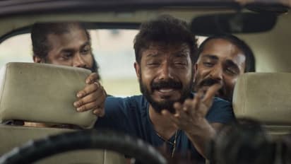 പ്രേക്ഷക പ്രീതിനേടി 'കൊറോണ ധവാൻ' ! സിനിമക്ക് പിന്തുണയുമായി ലിജോ ജോസ് പെല്ലിശ്ശേരി...