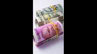 ഇഎംഐകൾ ചെലവേറിയതാകും; വായ്പാ പലിശനിരക്കുകൾ വർദ്ധിപ്പിച്ച് രണ്ട് പ്രമുഖ ബാങ്കുകൾ