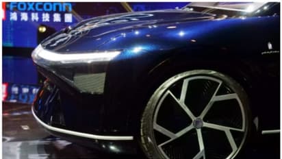 വില കുറഞ്ഞ കാറുമായി ഐഫോണ് നിര്മാതാക്കള് ഇന്ത്യയിലേക്ക്, ടാറ്റയുടെ നെഞ്ചിടിപ്പേറുന്നു!