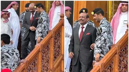 മക്കയിലെ കഅ്ബ കഴുകല് ചടങ്ങില് പങ്കെടുത്ത് എംഎ യൂസഫലി