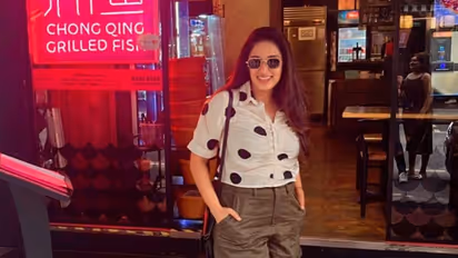 கிரேஸி கண்மணியை ஞாபகம் இருக்கா.. சிங்கப்பூரில் குழந்தையுடன் ஜாலி ட்ரிப் சென்ற தியா மேனனின் கியூட் கிளிக்ஸ் இதோ