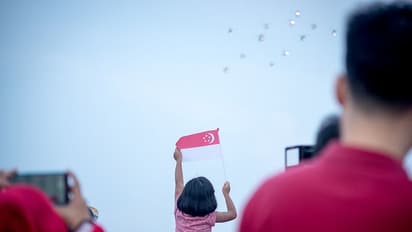 ஐ லவ் சிங்கப்பூர்! 58வது தேசிய தினம் கொண்டாட தயாராகும் சிங்கை மக்கள்!