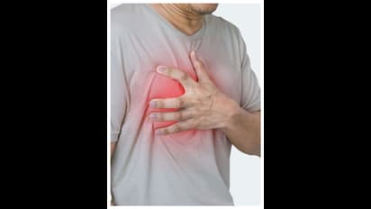 നൃത്തം ചെയ്യുന്നതിനിടെ കുഴഞ്ഞുവീണ് മരിച്ച് പത്തൊമ്പതുകാരൻ; ഹൃദയാഘാതമെന്ന് സംശയം