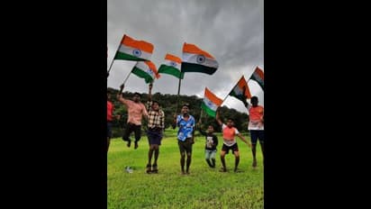 പ്ലാസ്റ്റിക്കിൽ നിർമിച്ച ദേശീയ പതാകകൾക്ക് നിരോധനം; തിരുവനന്തപുരത്ത് മുഖ്യമന്ത്രി രാവിലെ ഒമ്പതിന് പതാക ഉയർത്തും