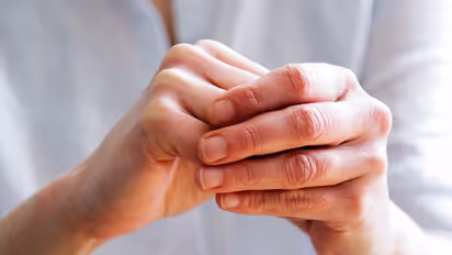 7 ways how your Nails can indicate underlying health issues