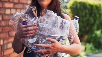 പ്ലാസ്റ്റിക് മാലിന്യത്തിന് സയൻസ് ഫിക്ഷൻ പോലൊരു പരിഹാരം, സ്വയം നശിപ്പിക്കുന്ന പ്ലാസ്റ്റികുമായി ഗവേഷകർ