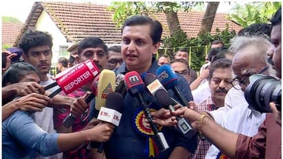 'ഒരു എംപിക്ക് പോലും കേരളത്തെക്കുറിച്ച് നല്ലത് പറയാൻ പറ്റാത്ത അവസ്ഥ'; തരൂരിനെ പിന്തുണച്ച് മന്ത്രി റിയാസ് 