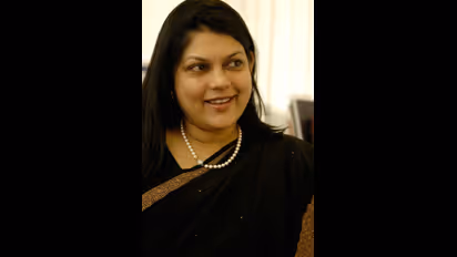 ಭಾರತದ ಬಿಲಿಯನೇರ್ ಮಹಿಳೆ ಈಕೆ,  21620 ಕೋಟಿ ಆದಾಯ; ಅಂಬಾನಿ, ಟಾಟಾ, ಅದಾನಿಗೇ ಕಾಂಪಿಟೇಶನ್‌!