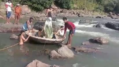 ಚಾಮರಾಜನಗರ: ಶಿವನಸಮುದ್ರದಲ್ಲಿ ಸಿಲುಕಿದ 6 ಮಂದಿ ಕುಟುಂಬ, ಸ್ಥಳಿಯರಿಂದ ಬಚಾವ್