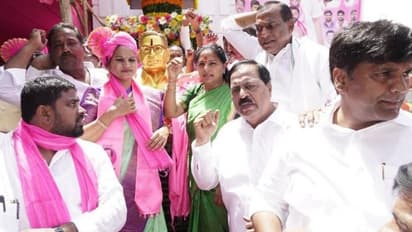 ఆర్టిసి బిల్లు వివాదం... గవర్నర్ ను ఆడిస్తున్నదెవరో తెలుసు...: ఎమ్మెల్సీ కవిత (వీడియో)