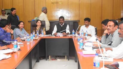 Chitradurga: ಕವಾಡಿಗರಹಟ್ಟಿಗೆ ಸಚಿವ ರಹೀಂ ಖಾನ್ ಭೇಟಿ: ಅಧಿಕಾರಿಗಳೊಂದಿಗೆ ಸಭೆ!