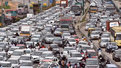 Karnataka govt clarifies carpooling ban status in Bengaluru; here's all you need to know