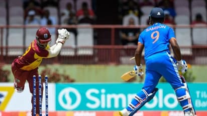 ఇంకెప్పుడు పరుగులు చేస్తావ్..? సంజూ శాంసన్ పై విమర్శలు..!