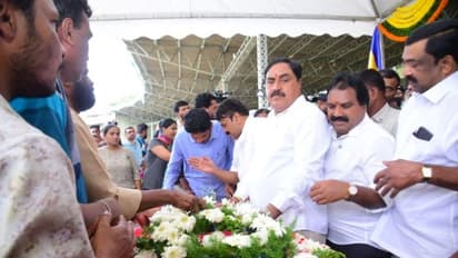 కాంగ్రెస్ పై ఎర్రబెల్లి సెటైర్లు .. ఇంతకీ అరువు తెచ్చుకున్న అభ్యర్థులేవరు ?
