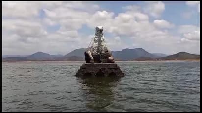 கிடு கிடுவென குறைந்த மேட்டூர் அணை நீர் மட்டம்; முழுவதுமாக வெளியில் தெரியும் நந்தி சிலை