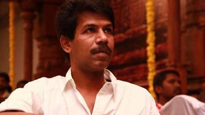 பாலா இயக்கத்தில் வணங்கான்.. அட்டகாசமான கதாபாத்திரத்தில் "அந்த இயக்குனர்" - வெறித்தனம் தான் போங்க!