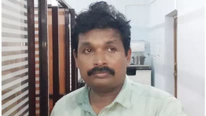 കെഎസ്ആര്ടിസി ബസില് 17 വയസുകാരന് നേരെ ലൈംഗിക അതിക്രമം; 42കാരനെ തടഞ്ഞുവെച്ച് പൊലീസിന് കൈമാറി