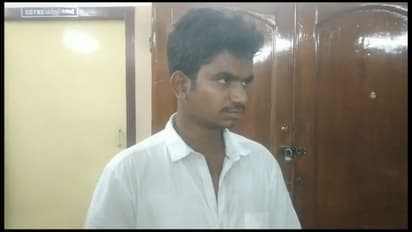 சாமி ஊர்வலத்தில் நடனமாடுவதில் தகராறு; 3 பேருக்கு கத்தி குத்து, ஒருவர் கவலைக்கிடம்