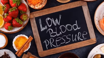 ಬಿಪಿ ಲೋ ಆಯ್ತು ಅಂತ ಟೆನ್ಶನ್ ಮಾಡ್ಕೋಬೇಡಿ, ಈ ಆಹಾರ ತಿಂದ್ರೆ ಥಟ್ಟಂತ ಹುಷಾರಾಗ್ತೀರಿ