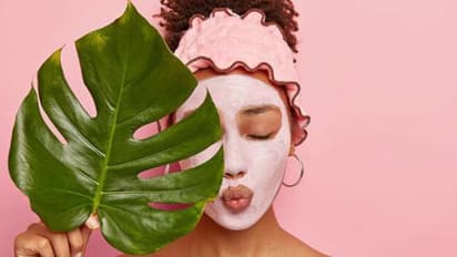 മുഖത്തെ കറുത്ത പാടുകള് അകറ്റാന് പതിവായി ഉപയോഗിക്കേണ്ട ഫേസ് പാക്കുകള്...