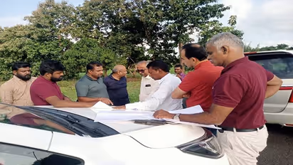 ಧಾರವಾಡದಲ್ಲಿ ಶ್ರೀಲಂಕಾದ ಮಾಜಿ ಕ್ರಿಕೆಟಿಗ ಮುತ್ತಯ್ಯ ಮುರಳೀಧರನ್ ಕಾರ್ಖಾನೆ: 500 ಜನರಿಗೆ ಉದ್ಯೋಗ