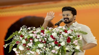 நடிகர் விஜய் அரசியல் பிரவேசம்: திமுகவில் வலுக்கும் எதிர்ப்பு!