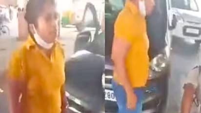 ദില്ലിയിൽ പൊലീസുകാരനെ അക്രമിച്ച് യുവതി, മർദ്ദിച്ചു, പിടിച്ചുതള്ളി, വീഡിയോ വൈറൽ