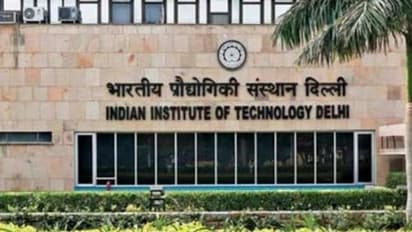 फेरी वाले के बेटे ने कंप्यूटर साइंस के लिए छोड़ दी IIT दिल्ली की सीट