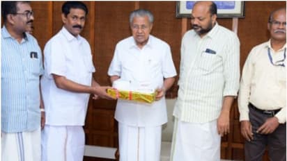 ഇനി ടെക്സ്റ്റയില് കോര്പ്പറേഷന്റെ ഷര്ട്ടുകളും; വിവിധ ശ്രേണികള് കുറഞ്ഞ വിലകളില്