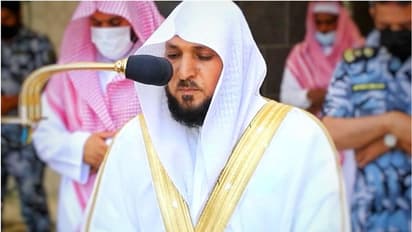 മക്കയിൽ ജുമുഅ നമസ്കാരത്തിനിടെ ഇമാം തളർന്നു വീണു