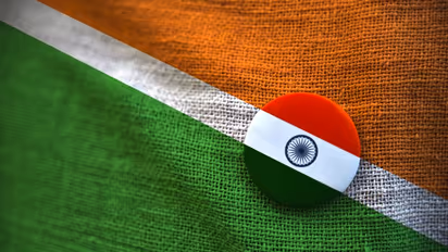 स्वातंत्र्यदिनी पर्यावरणपूरक झेंडे बनवण्याचे ७ मार्ग