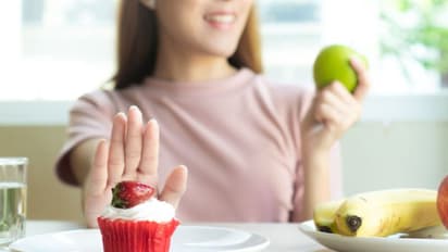 ഈ ഏഴ് ഭക്ഷണങ്ങള് ഒഴിവാക്കി നോക്കൂ, വണ്ണം കുറയ്ക്കാം...