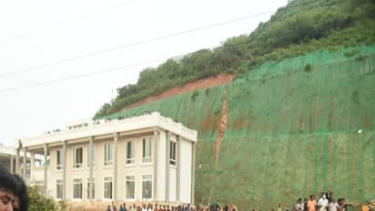 రుషికొండలో సీఎం క్యాంప్ కార్యాలయం.. సవాలు చేస్తూ సుప్రీం కోర్టులో పిటిషన్..