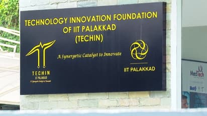 മേലുദ്യോഗസ്ഥരുടെ മാനസിക പീഡനം, പരാതി നൽകിയതിന് പിന്നാലെ ജീവനക്കാരെ പിരിച്ചു വിട്ടതായി ആരോപണം