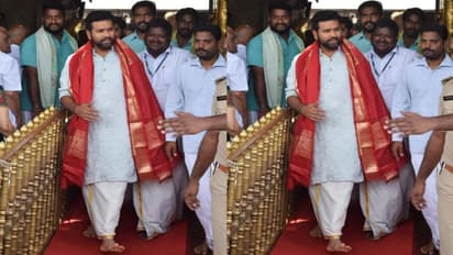 வேஷ்டி குர்தாவில் சென்று குடும்பத்தோடு ஏழுமலையானை தரிசனம் செய்த ரோகித் சர்மா!