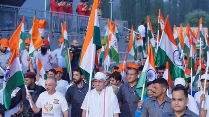 కాశ్మీర్ లోయలో ఘనంగా 'తిరంగా ర్యాలీ'.. పెద్ద సంఖ్యలో పాల్గొన్న ప్రజలు