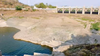 வேகமாகக் குறையும் மேட்டூர் அணை நீர்மட்டம்! கர்நாடக அணைகளில் தமிழகத்திற்கு 12,000 கன அடி நீர் திறப்பு