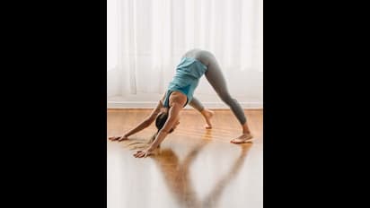 ನಿಮ್ಮ ಕೈ, ಮಣಿಕಟ್ಟು ಸ್ಟ್ರಾಂಗ್ ಆಗಬೇಕೆ? ಹಾಗಿದ್ರೆ ಈ ಯೋಗ ಪ್ರತಿದಿನವೂ ಮಾಡಿ