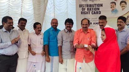 അതിഥി തൊഴിലാളികള്ക്ക് റേഷന് കാര്ഡ്; കേരളത്തില് ഒരാള് പോലും പട്ടിണി കിടക്കരുതെന്ന് മന്ത്രി