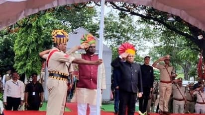 స్వతంత్ర దినోత్సవ వేడుకల్లో అపశృతి.. జెండా ఎగురవేసిన వెంటనే కుప్పకూలిన మధ్యప్రదేశ్ ఆరోగ్య శాఖ మంత్రి..