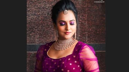 ಡ್ಯಾಶಿಂಗ್ ಸತ್ಯಗೊಬ್ಳು ಕಿರಿಕ್ ಸೋದರಿ..... ದಿವ್ಯ ಬ್ಯೂಟಿಫುಲ್ ಫೋಟೋಸ್