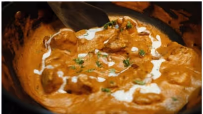 ഭക്ഷണത്തിൽ ചത്ത എലി ;  പാചകക്കാരനും ഹോട്ടല്‍ മാനേജര്‍ക്കുമെതിരെ കേസ് 