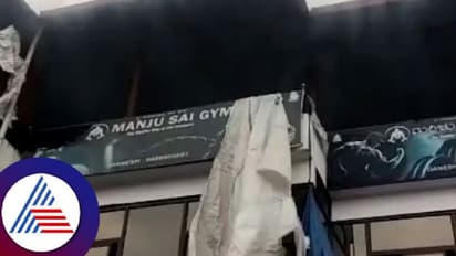 ಹಾವೇರಿ: ಸ್ಪಾರ್ಕ್ ಕ್ಯಾಂಡಲ್ ಫ್ಯಾಕ್ಟರಿ ಸ್ಫೋಟ; ಚೆಲ್ಲಾಪಿಲ್ಲಿಯಾದ ಮೇಲ್ಛಾವಣಿ!