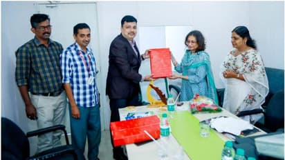 കേന്ദ്ര വിദേശകാര്യ മന്ത്രാലയ അഡീഷണല് സെക്രട്ടറി നോര്ക്ക റൂട്ട്സ് എറണാകുളം മേഖലാ ഓഫീസ് സന്ദര്ശിച്ചു